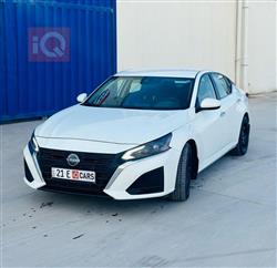 نيسان ألتيما